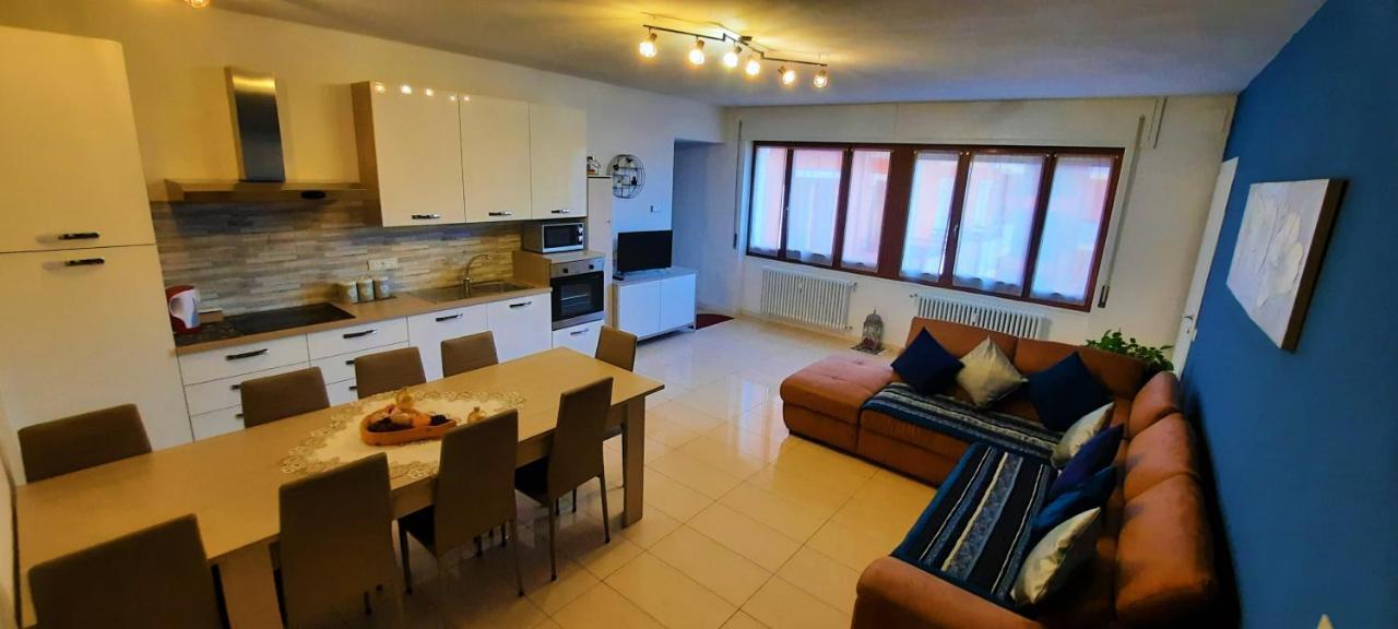 Lucini Ai Portici Apartment Tirano Exterior photo
